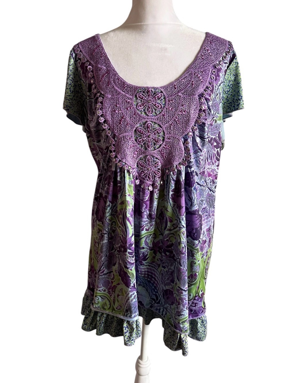 ONE WORLD Lavender Crochet Yoke Floral Short Sleeve Top size XL